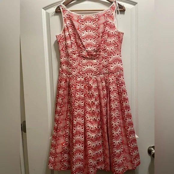 Brooks Brothers Embroidered Red Dress Size 6 Fit And Flare - Picture 4 of 8